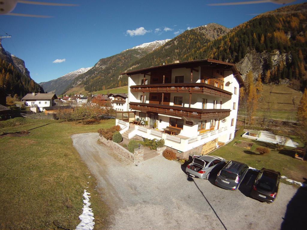 Hotel Gschwandthof St. Leonhard im Pitztal Exterior foto