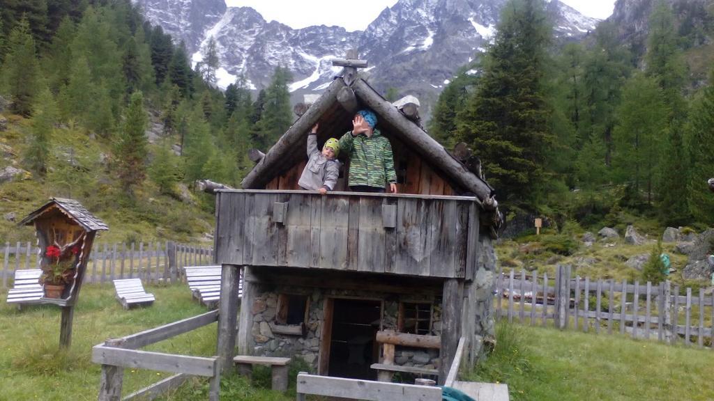 Hotel Gschwandthof St. Leonhard im Pitztal Exterior foto