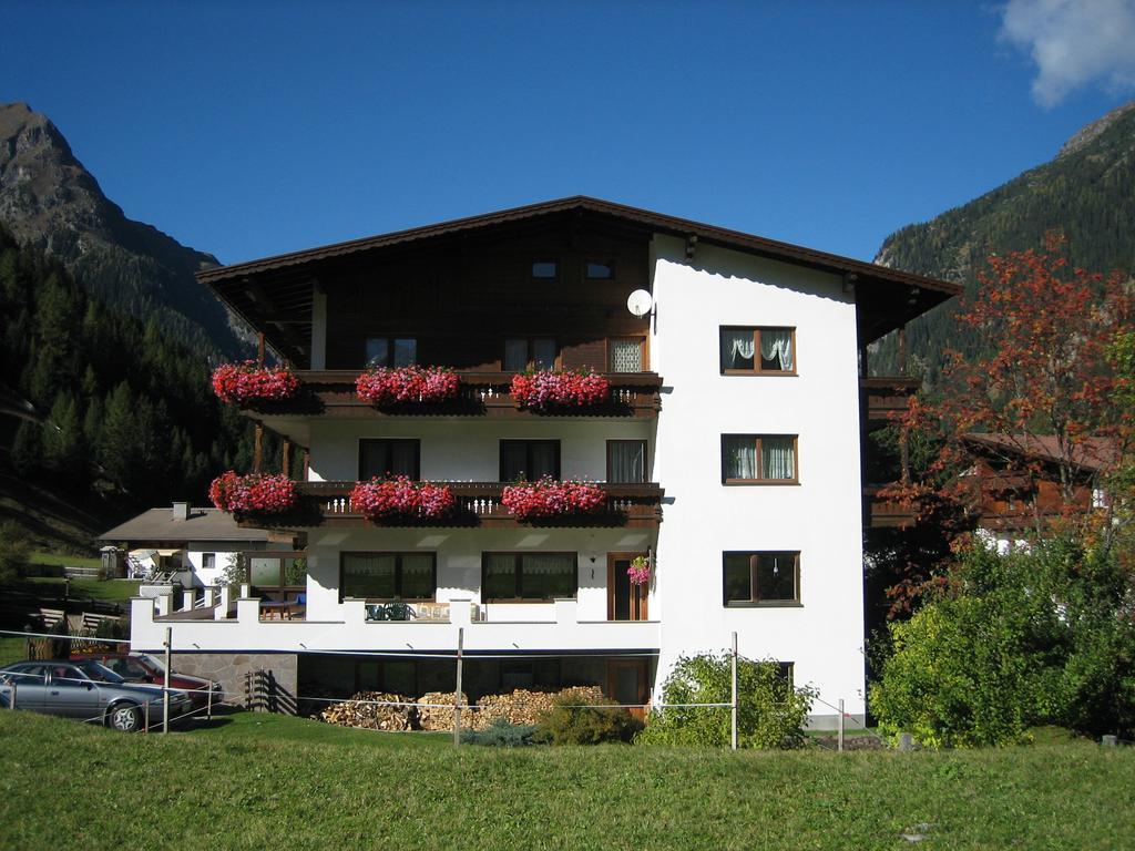 Hotel Gschwandthof St. Leonhard im Pitztal Exterior foto