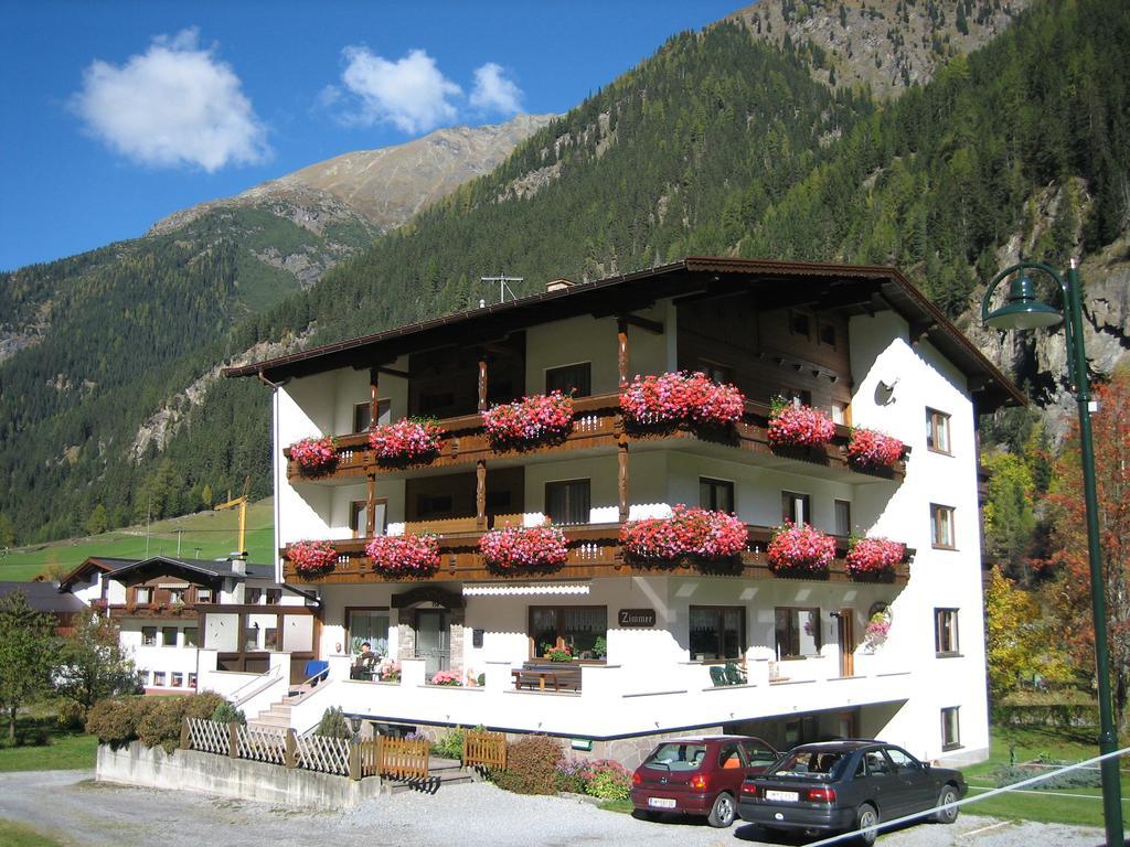 Hotel Gschwandthof St. Leonhard im Pitztal Exterior foto
