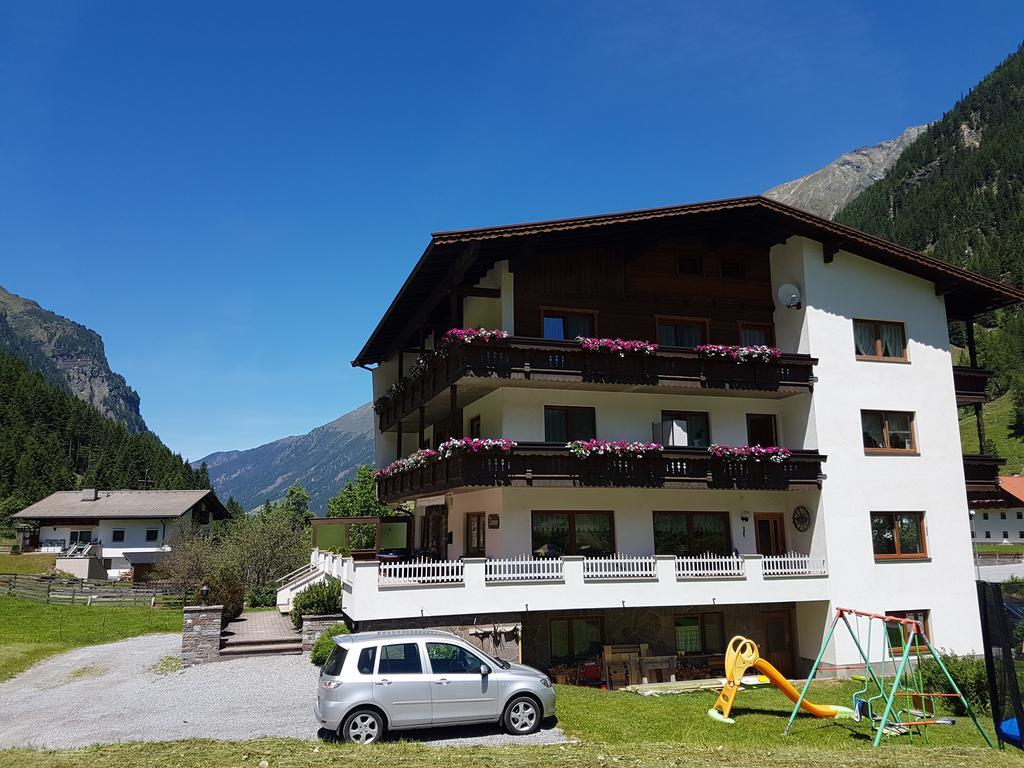 Hotel Gschwandthof St. Leonhard im Pitztal Exterior foto