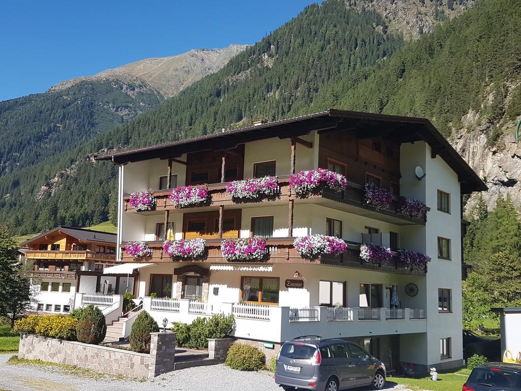 Hotel Gschwandthof St. Leonhard im Pitztal Exterior foto